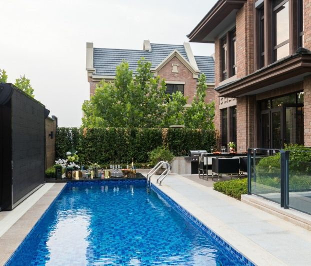 Мозаичная плитка для бассейна, прочная и стильная