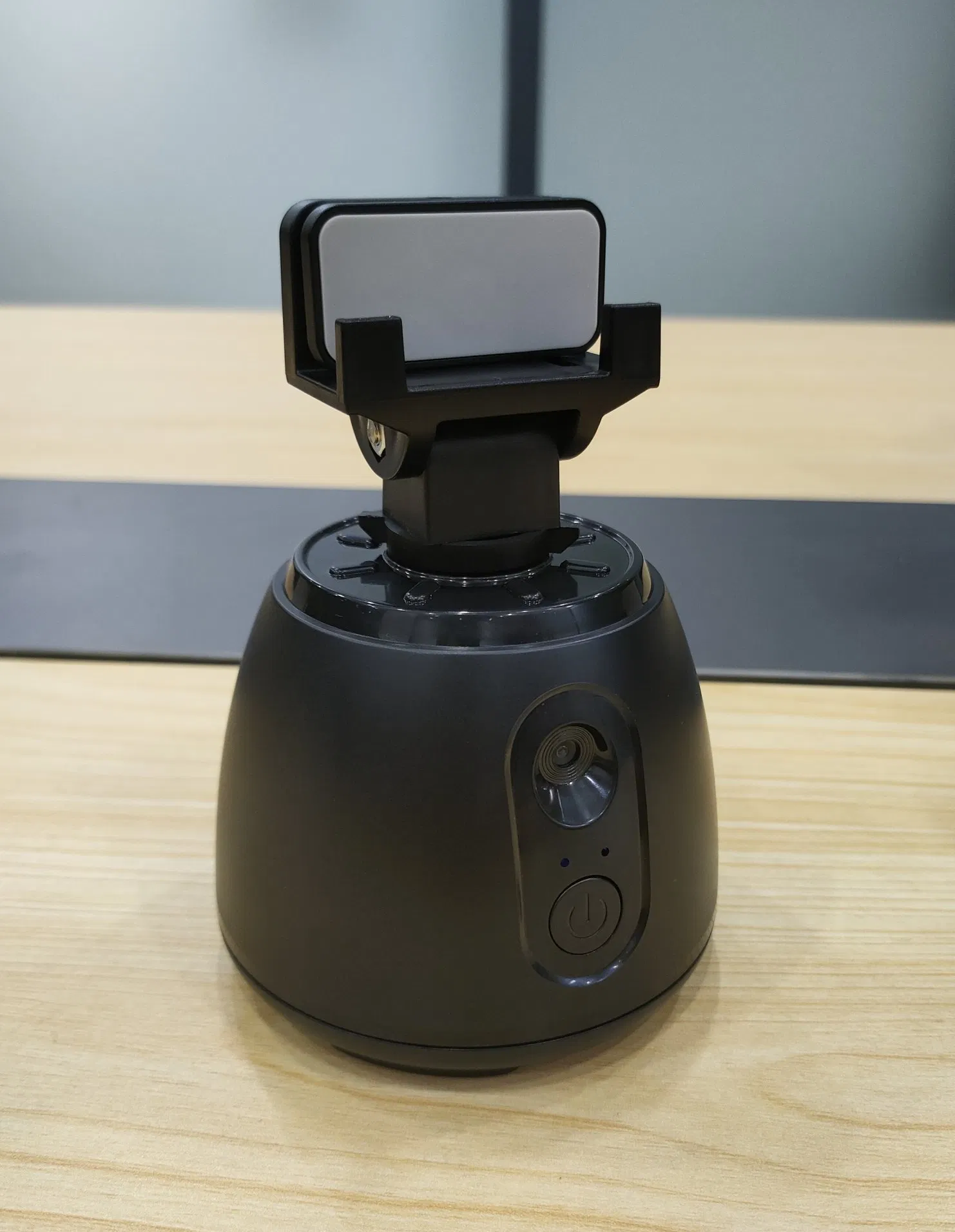 Стабилизатор для телефона с автослежением F4