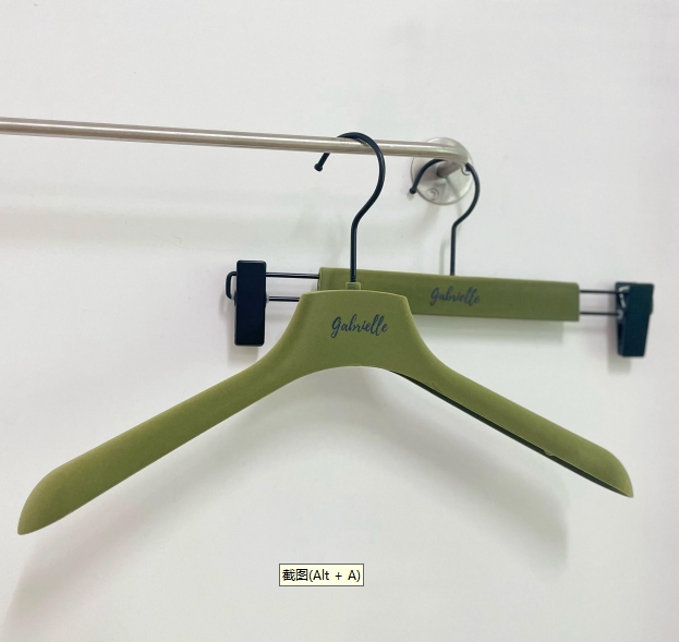 Velvet Plastic Hanger Convenient Customized Black Brown Green Flocked Hanger