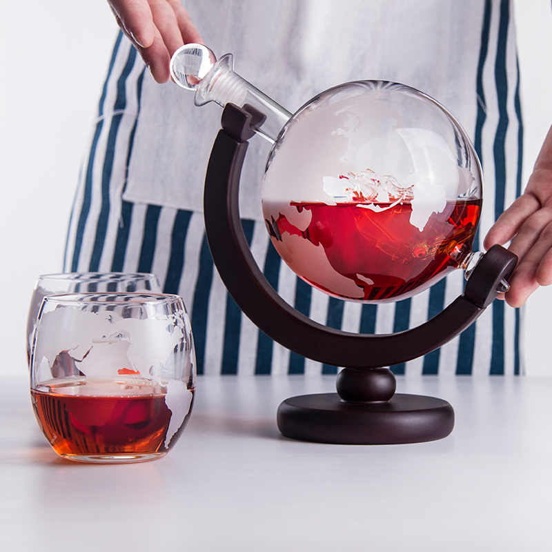 Hand Made Borosilicate Liquid Etched Globe Decanter Set with Whisky Cups