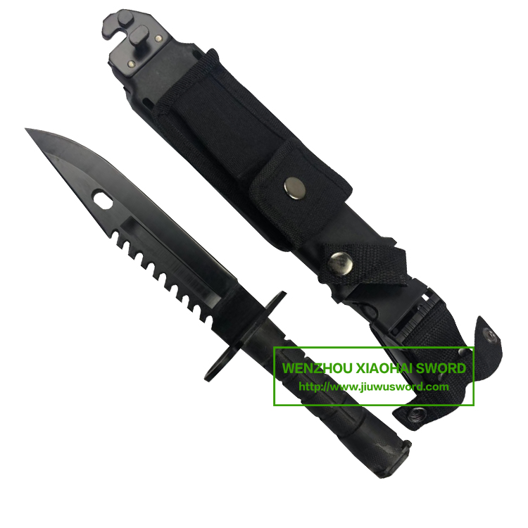 Multifunctional Serrated Blade Hunting Combat Knife 95019