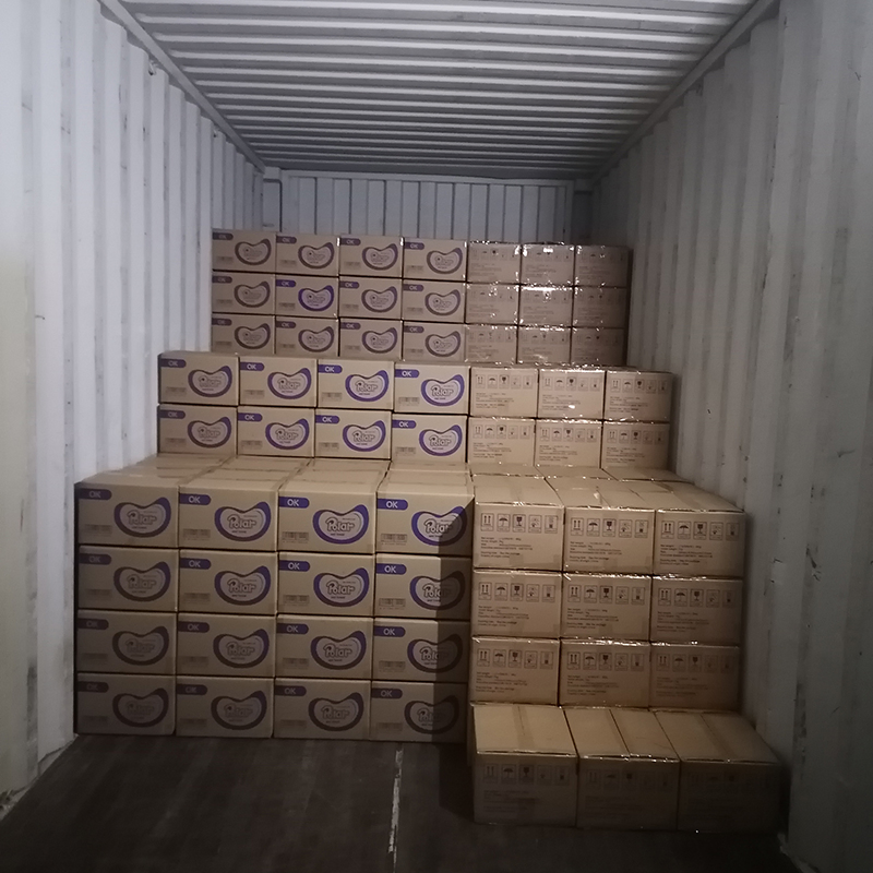 Gentle Baby Hand and Hip Wet Wipes for Everyday Use