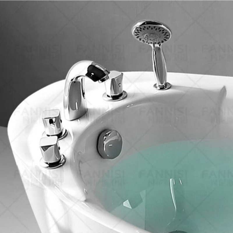 Акриловая ванна для ванной комнаты FANNISI