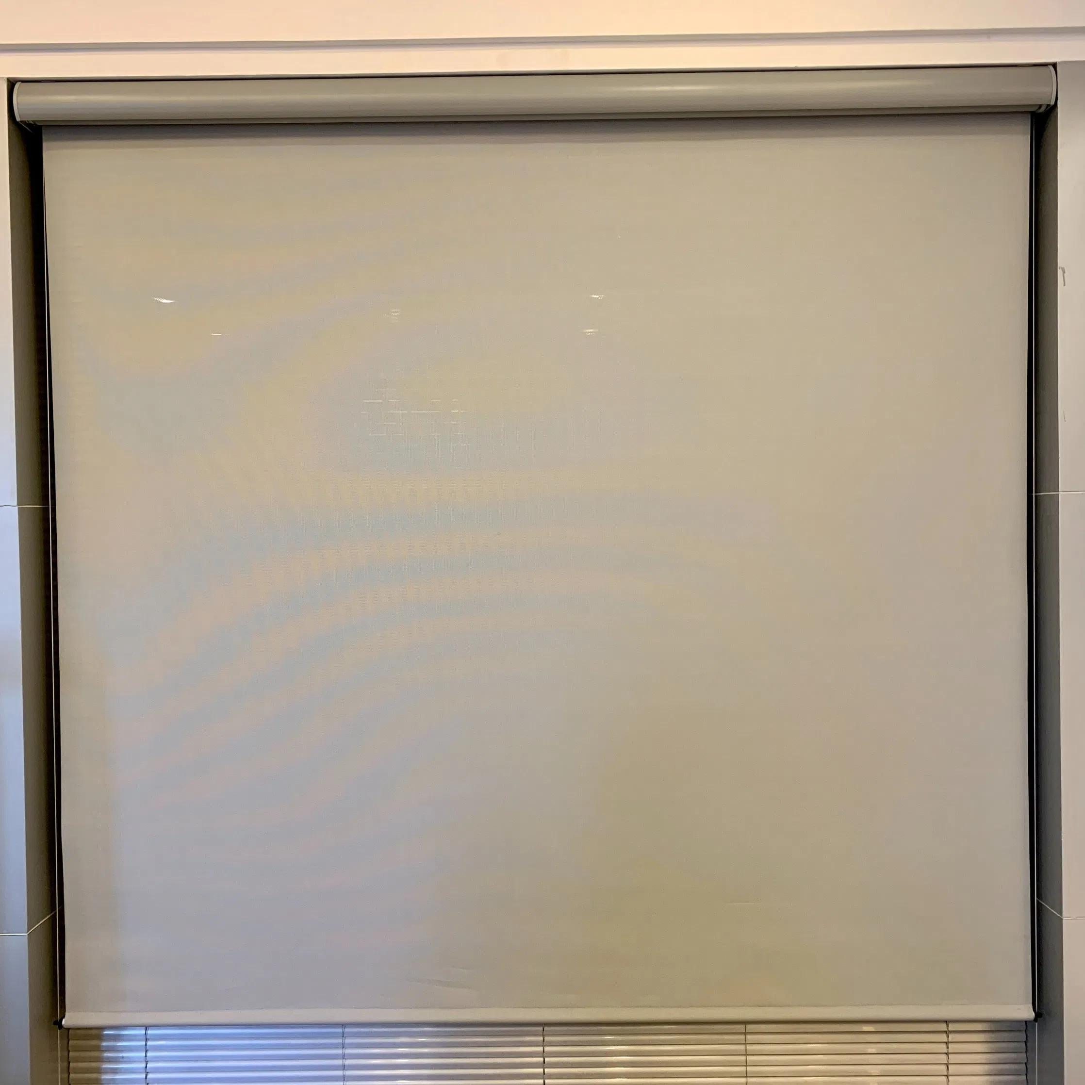 Windproof Roller Shade Outdoor Blind Roller Shade Zip Blinds Side Track
