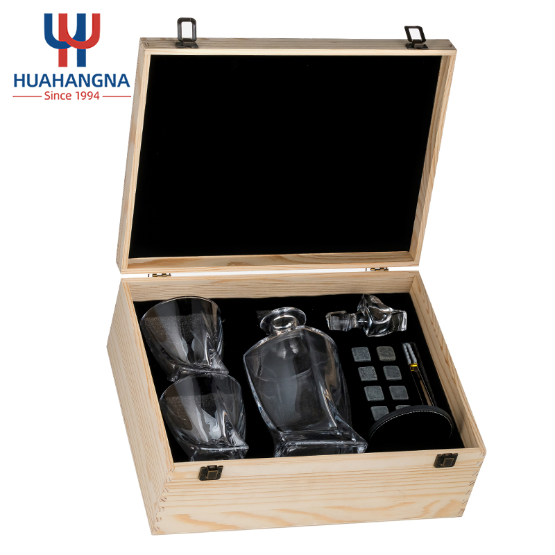 Wholesale Custom Printed Crystal Glass Wine Whiskey Decanter and Whisky Glass Gift Set in Wooden Box for Father Men Present