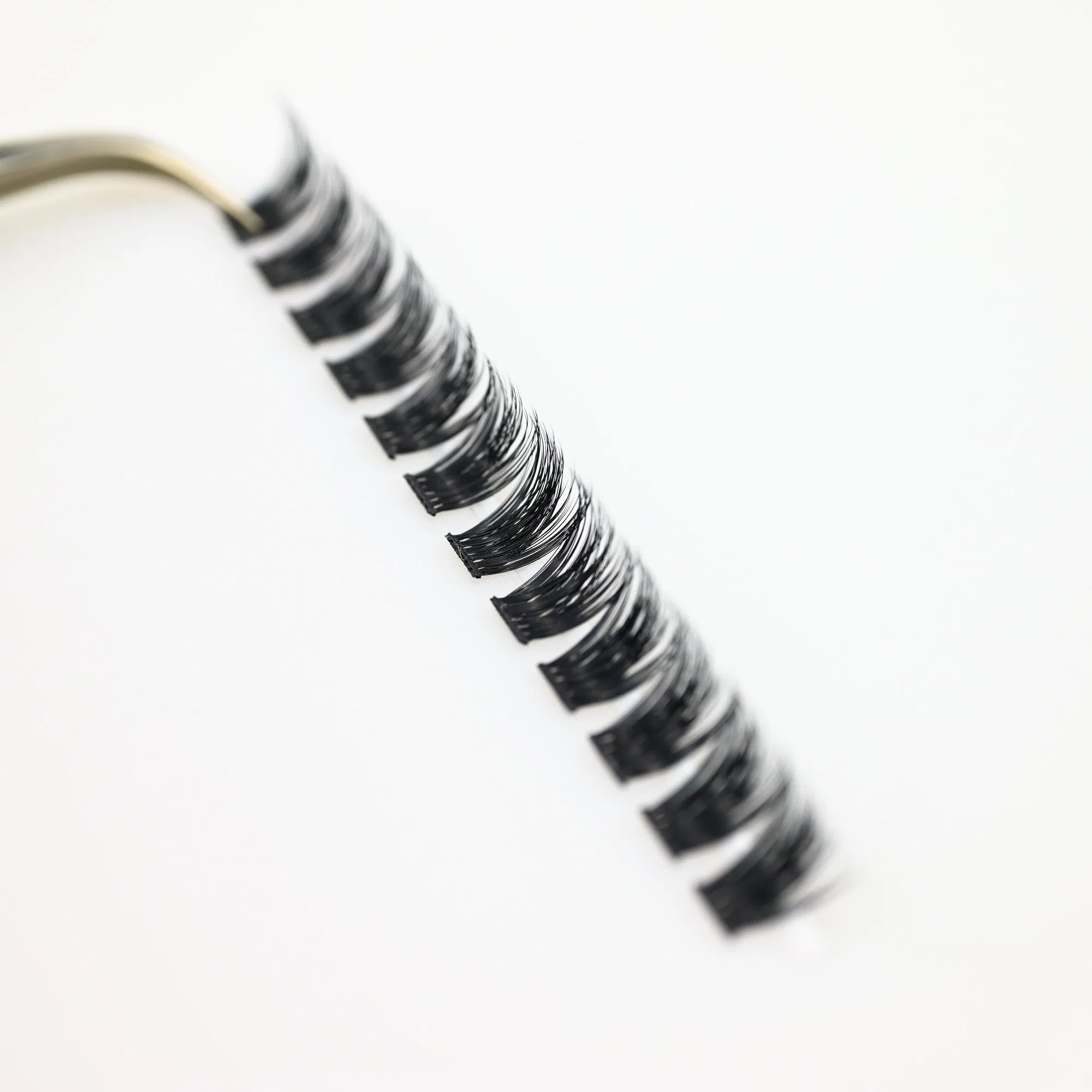 Mt Lashes China Wholesale Premade Fan Cosmetics DIY Extension Individual XL Tray Cluster Lashes