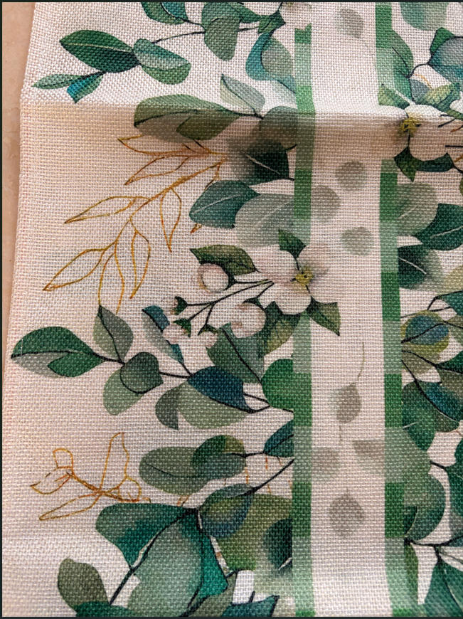 100% Polyester Green Leaves Transfer Print Table Runner - MOQ 10