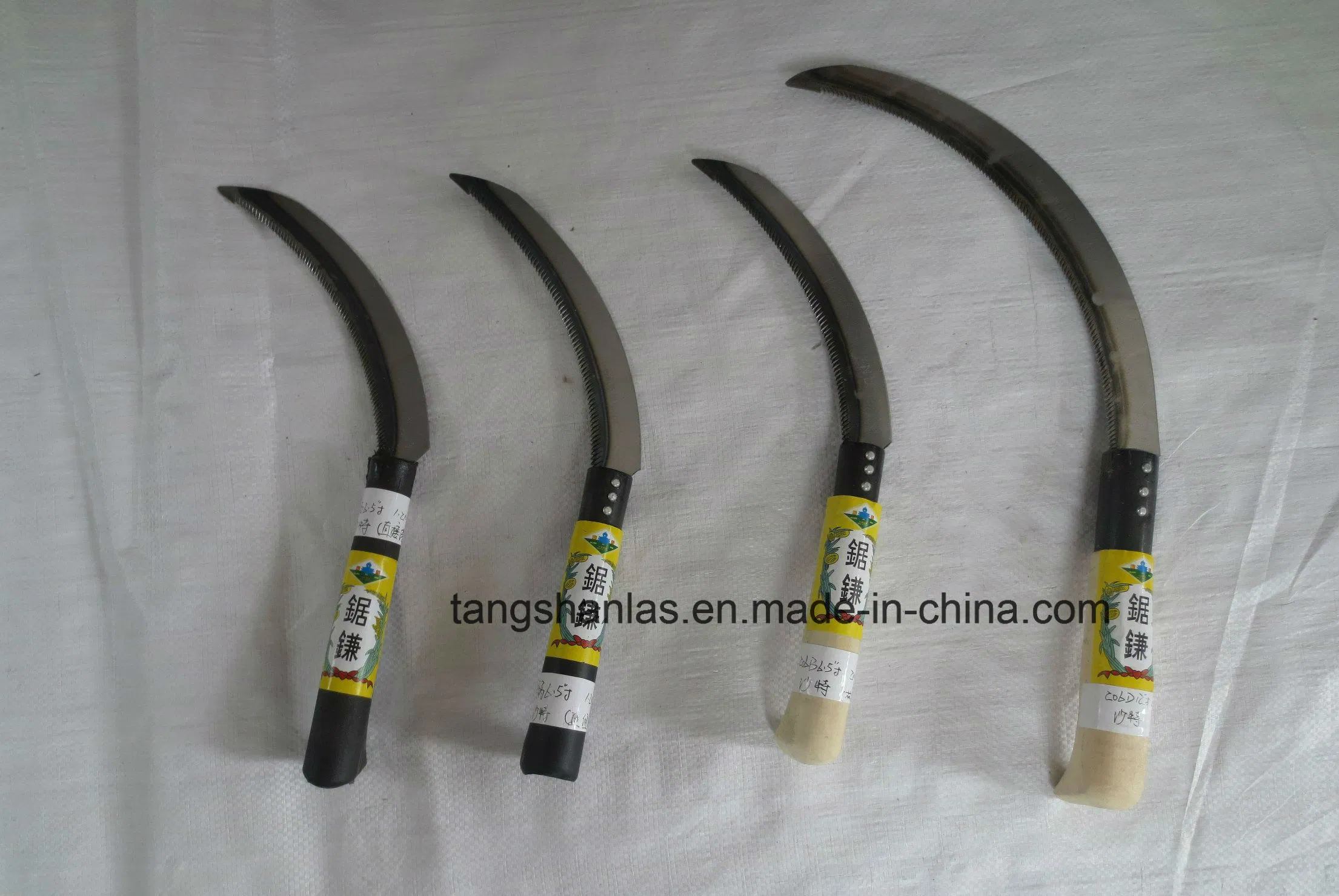 Sickle with Wood Handle Garden Sickle Cutting Sickle