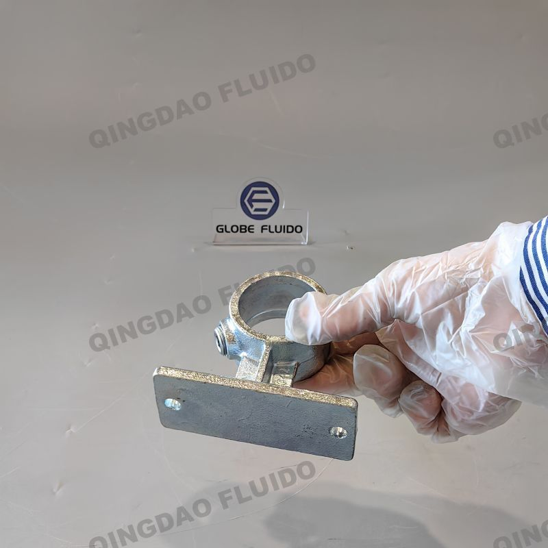 Customized Type 145 Malleable Iron Pipe Clamp Railing Side Support Horizontal