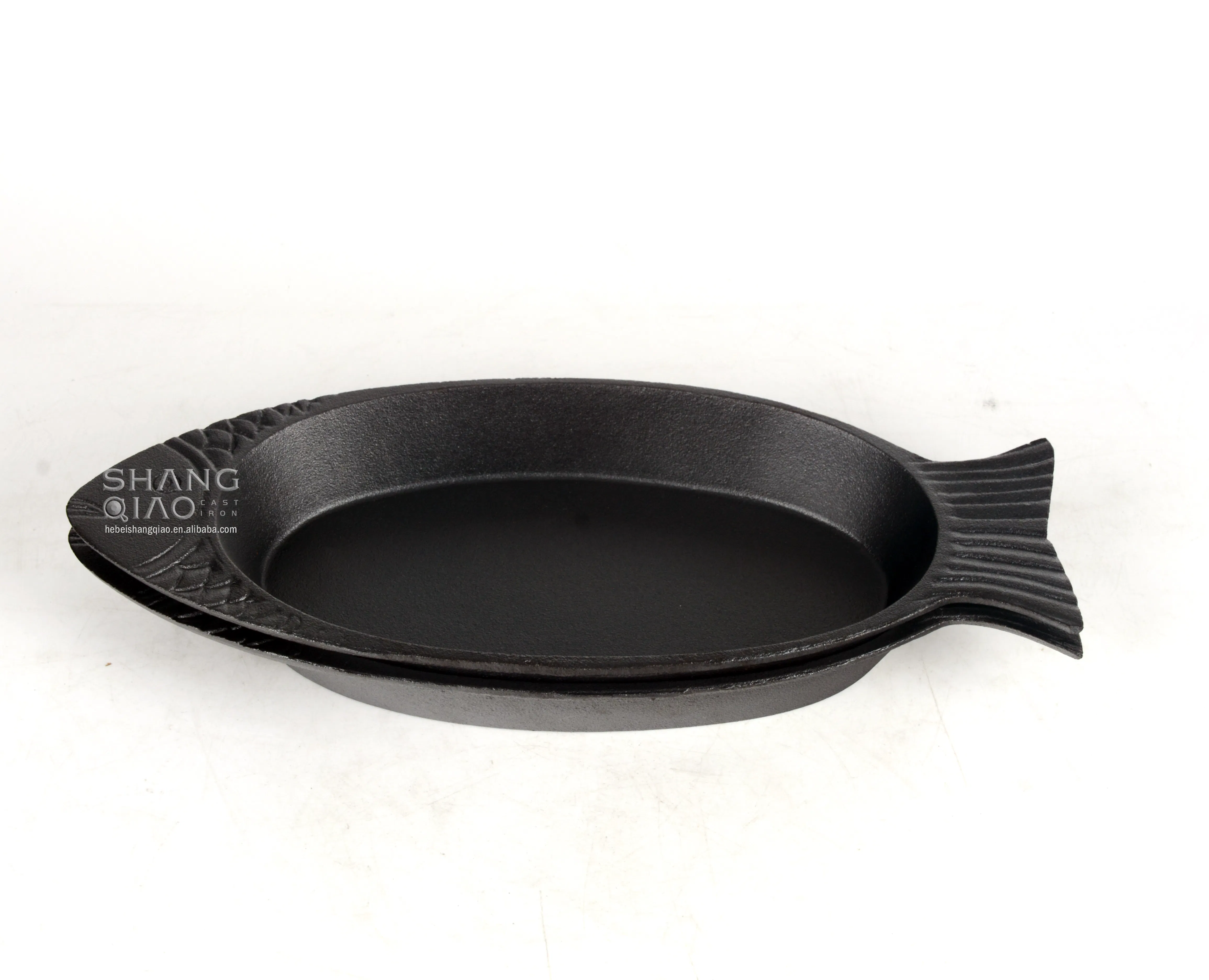Чугунная сковорода-гриль в форме рыбы