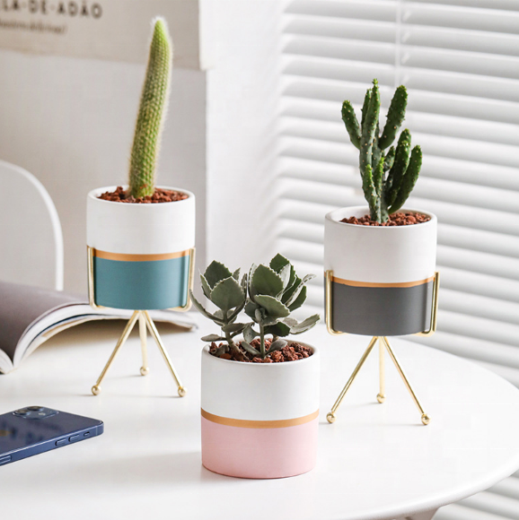 Набор горшков керамических скандинавский стиль золотая окантовка 2 шт