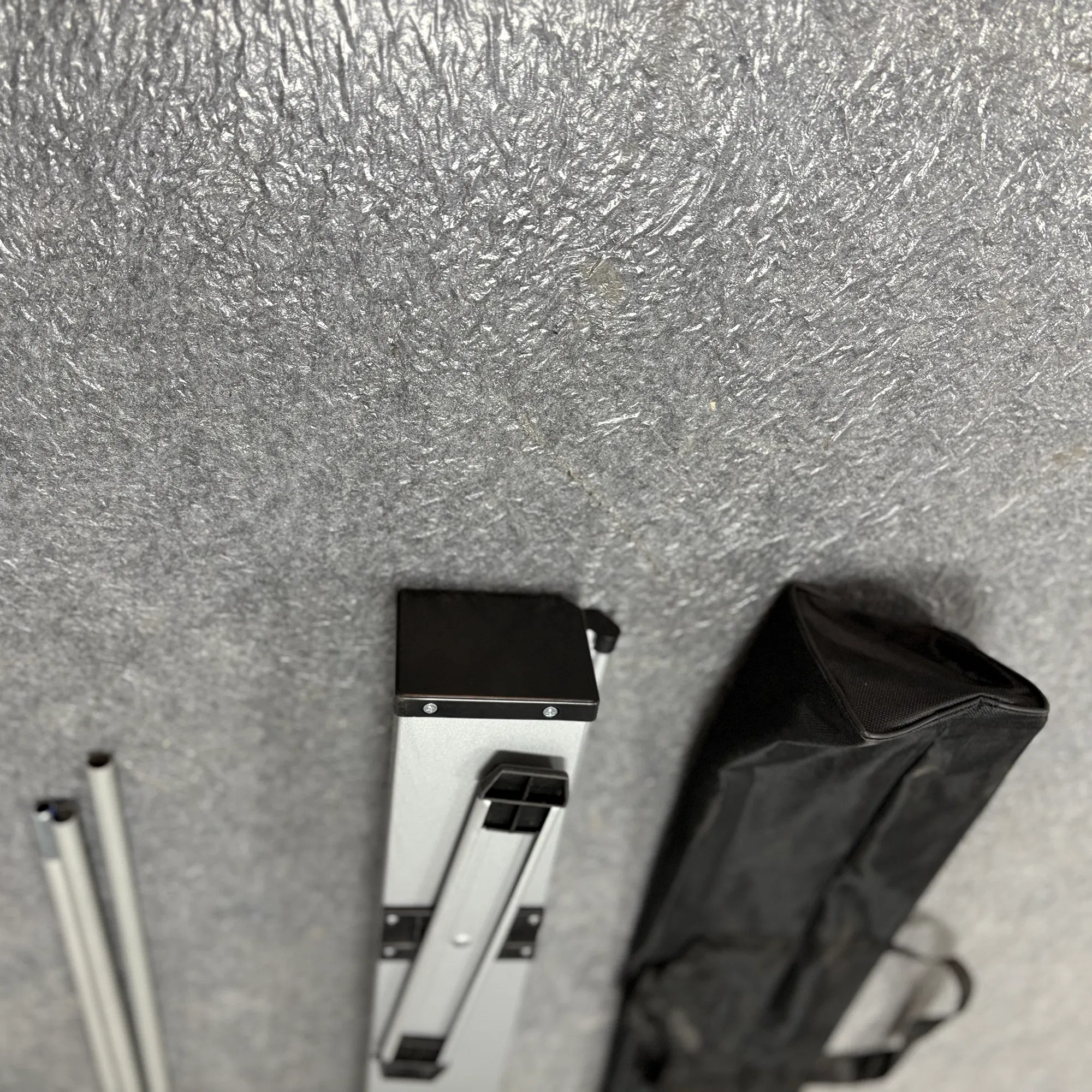 Chinese Banner Roll up Stand with Custom Logo for Advertising Needs