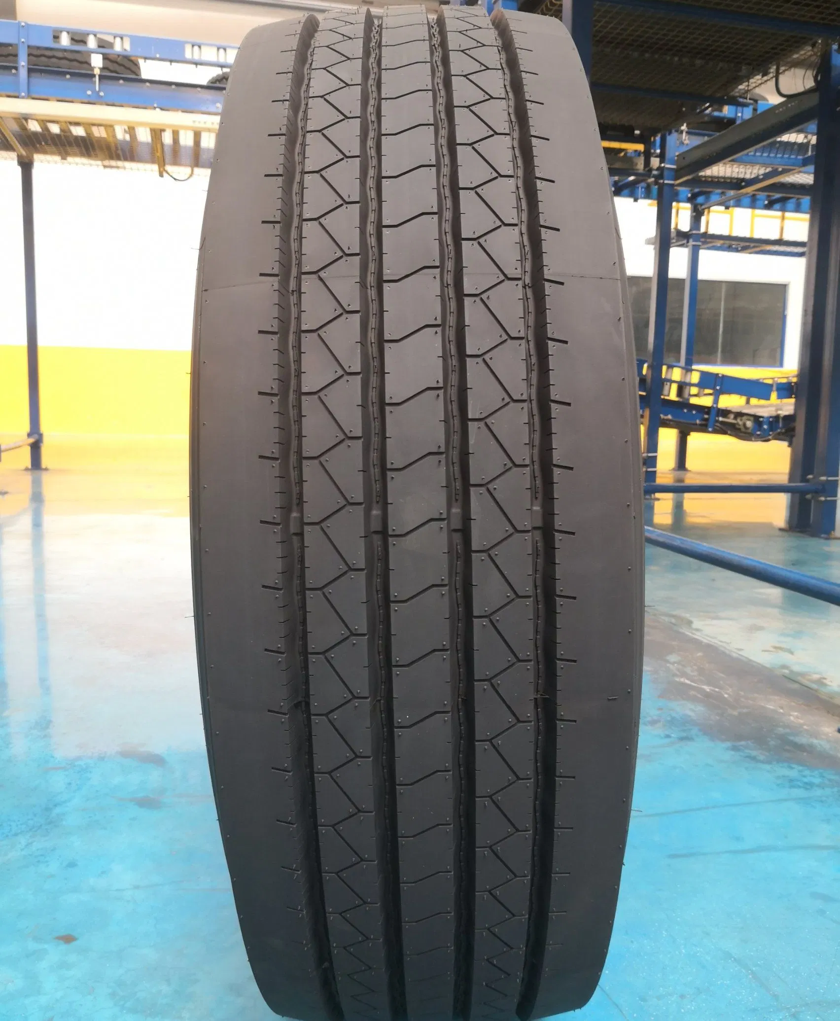 Шины грузовые новые Strong 295/80 R22.5 и 315/80 R22.5