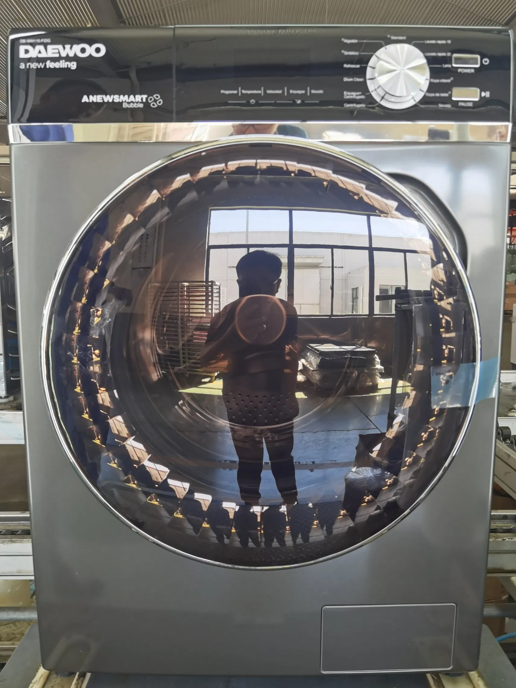 Advanced Inverter Washing Machine for Home Use with Large Door