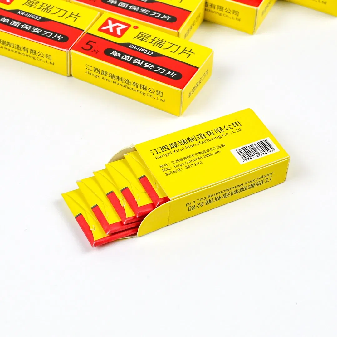 Razor Blades 100 Pack Steel Safety Box Cutter Replacement Blades Removes Paint and Decals Cuts Boxes and Cords Fits Most Utility Knives