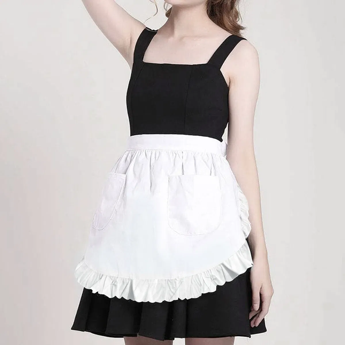 Stylish White Cotton Maid Apron with Bow Lace for Coffee Shops