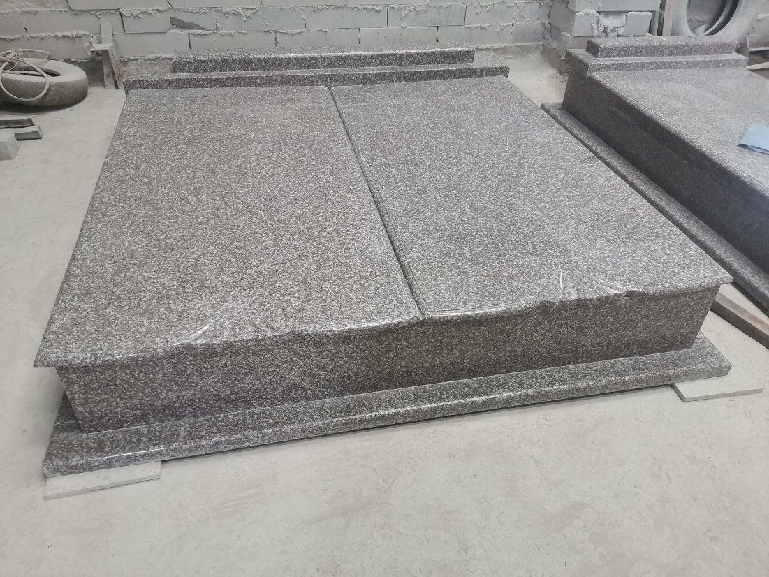 Romanian Model G664 Purple Granite Simple & Double Tombstones/Monuments with Wave Cover