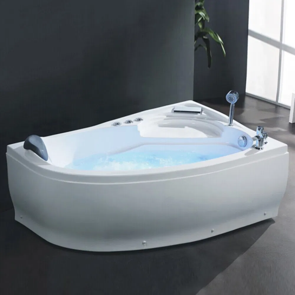 Угловая ванна для одного с водопадом и гидромассажем