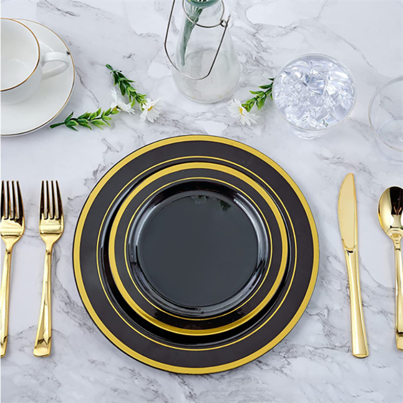 Disposable Plastic Gold Hot Stamp Party Dinnerware Set 25 Sets 7.5 and 10.25 Inch Plates Cup Cutlery
