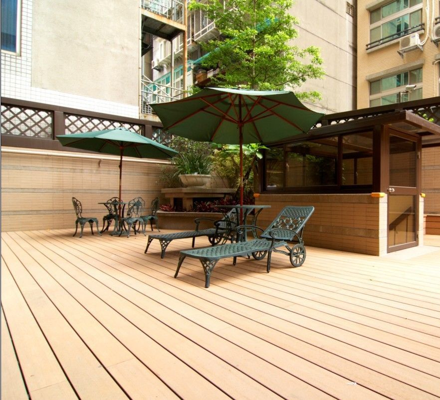 Ocox WPC Decking Wood Plastic Wood Decking Waterproof Fireproof Outdoor Flooring for Swimming Pool/Garden/Park Landscaping