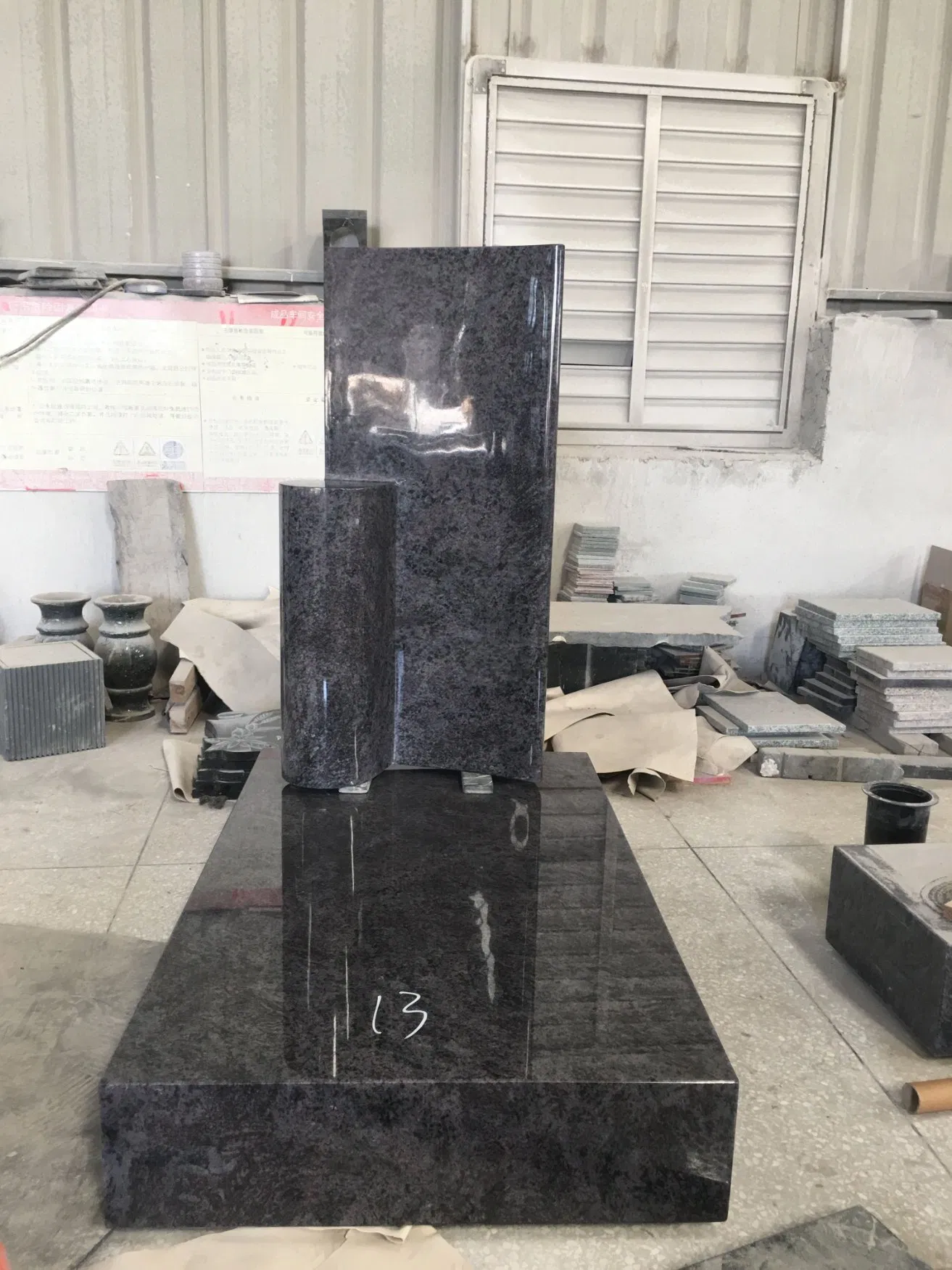 Unique Design Door Shape Germany Tombstone Granite Monument for Grave