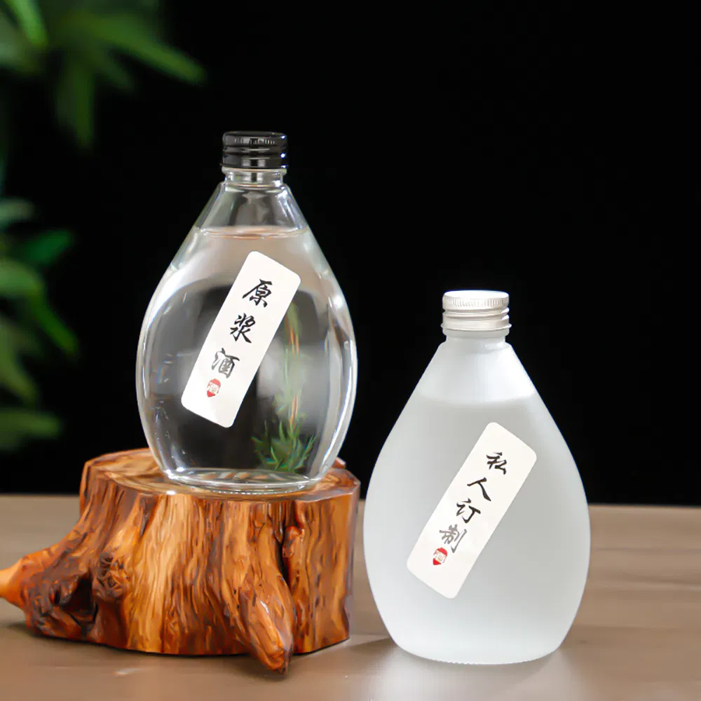 Стеклянная бутылка для вина 500 мл с пробкой