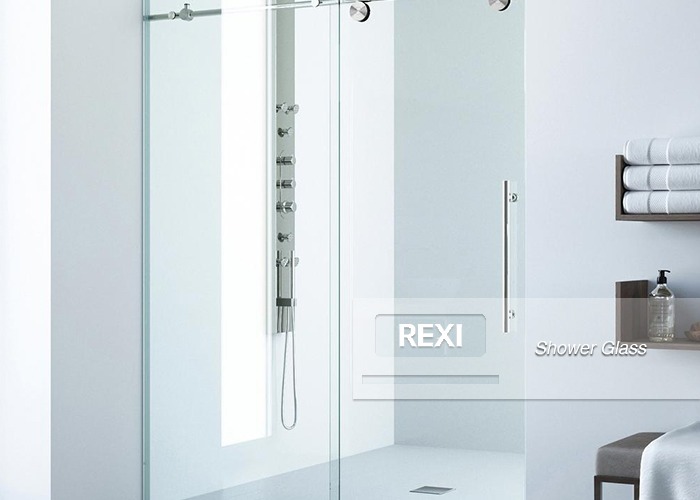 8mm 10mm 12mm Clear Low Iron Toughened Tempered Glass Shower screen