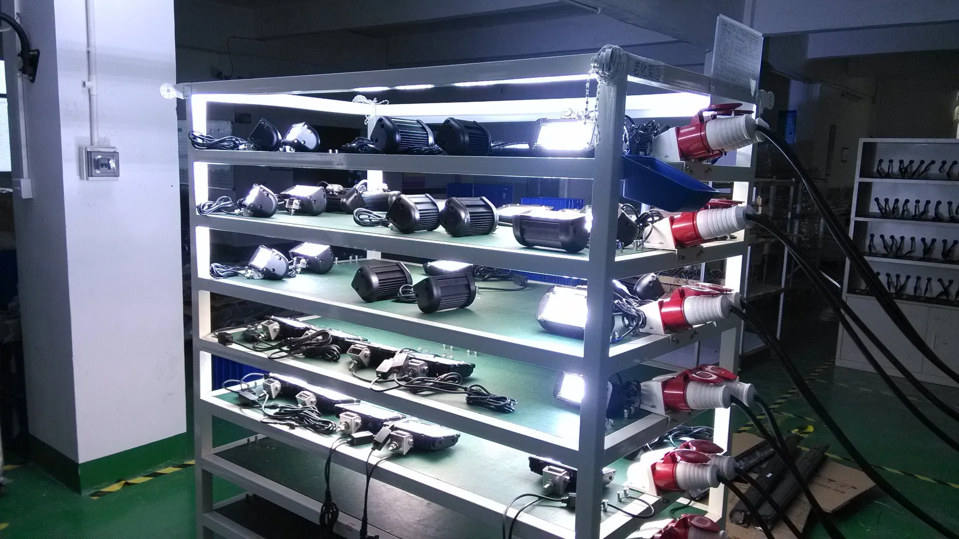 Светодиодные рабочие фары для внедорожной техники