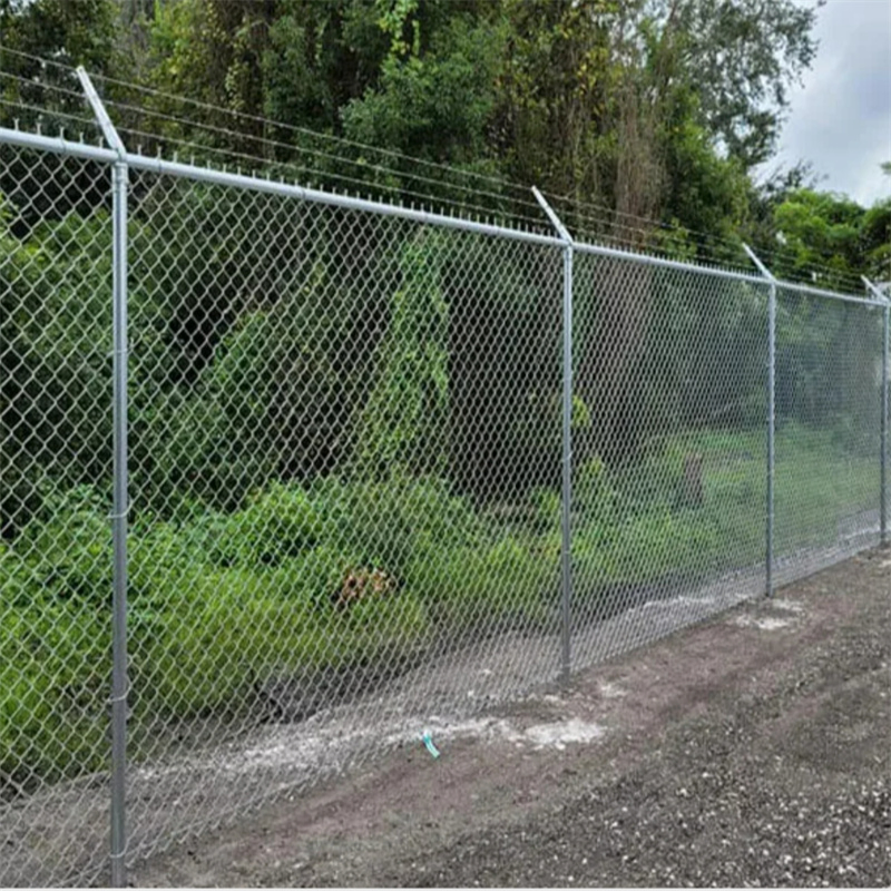 Angled Top for Steel Black Powder Coated Roll 50FT 6FT Boundary Wall Weave Wire Mesh Mini Chain Link Fence Screens