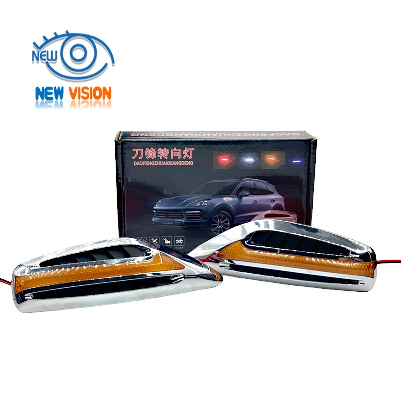 Боковые светодиодные поворотники Blade
