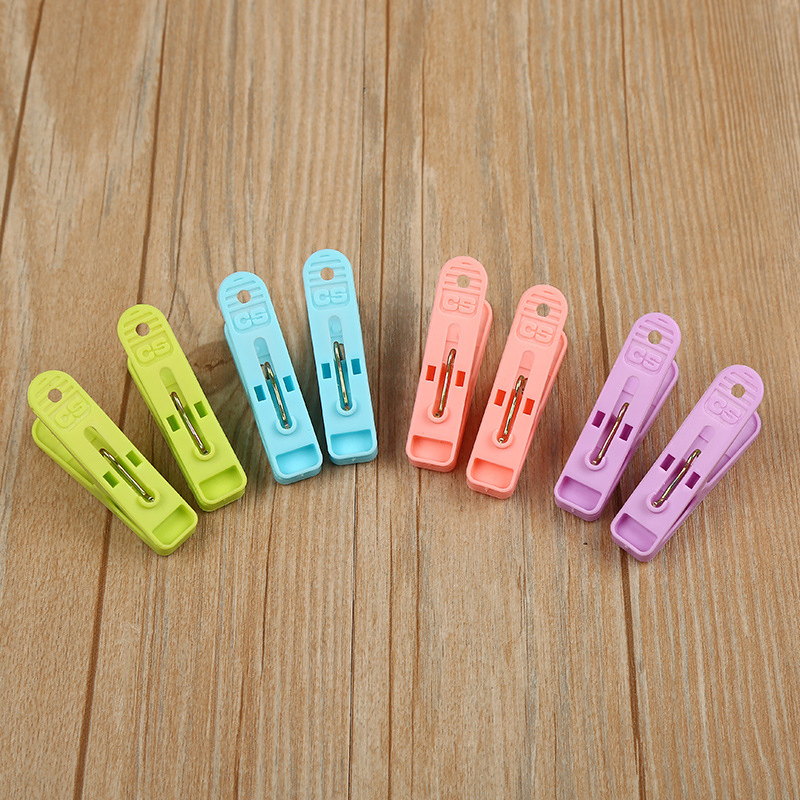 Wholesale Colorful Laundry Clips Pegs for Efficient Clothes Drying