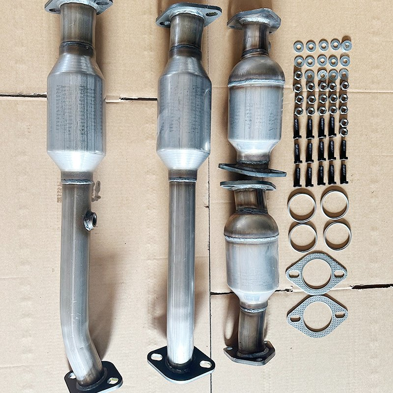 Катализатор Nissan Pathfinder 2005-2012, 4.0L, комплект 4 шт.