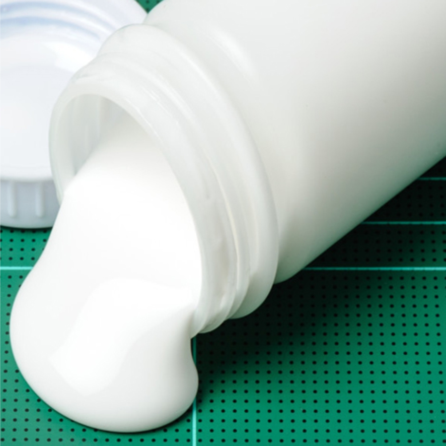 Mainly Used for Furniture Assembling The Largest and Oldest Water-Soluble Adhesives