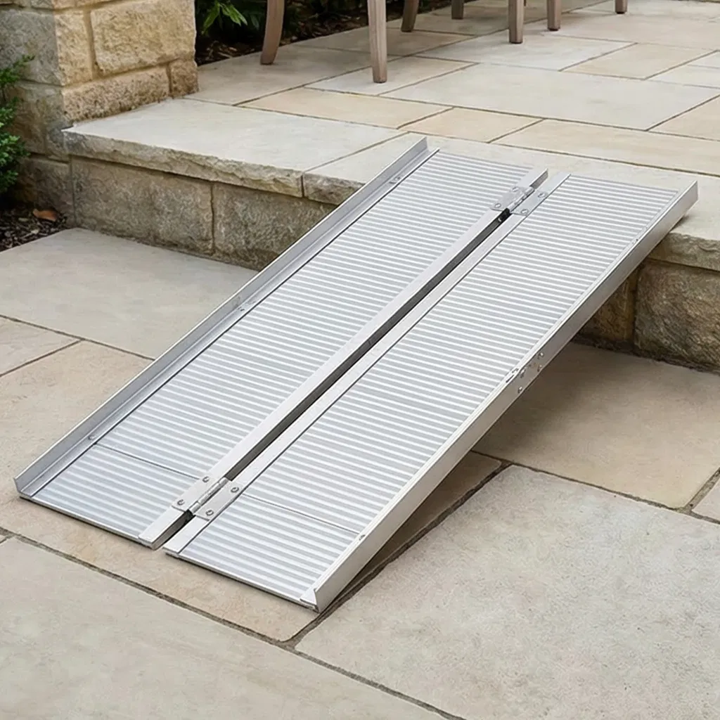 Aluminum Manual Foldable Wheelchair Ramp 600lb Capacity Car Van Minivan Life for Disable Users