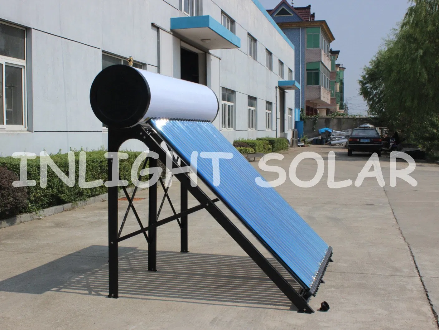 10-36tubes Color Steel Compact Heat Pipe Pressurized Solar Water Heater for Flat Roof