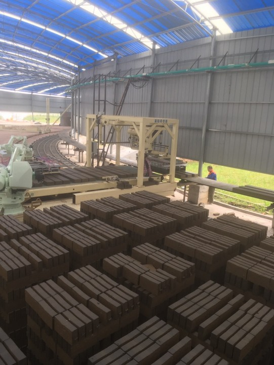 Red Color Clay Paving Brick for Roof/Wall/Floor