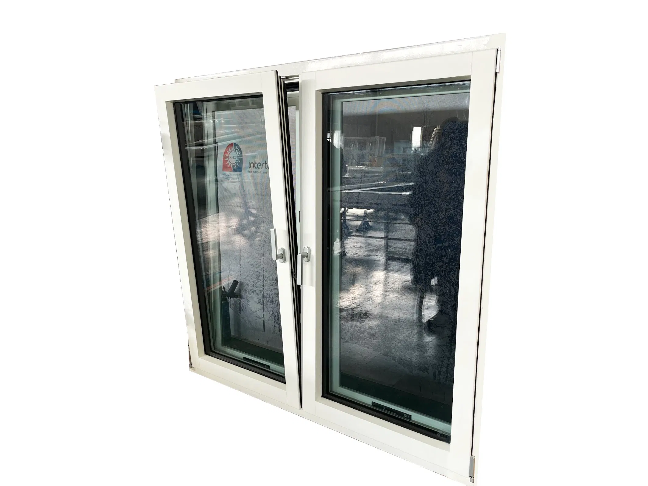 Penjoy Nfrc Certified Passive House Triple Glass Energy Saving Wooden in-Swing Tilt and Turn Windows