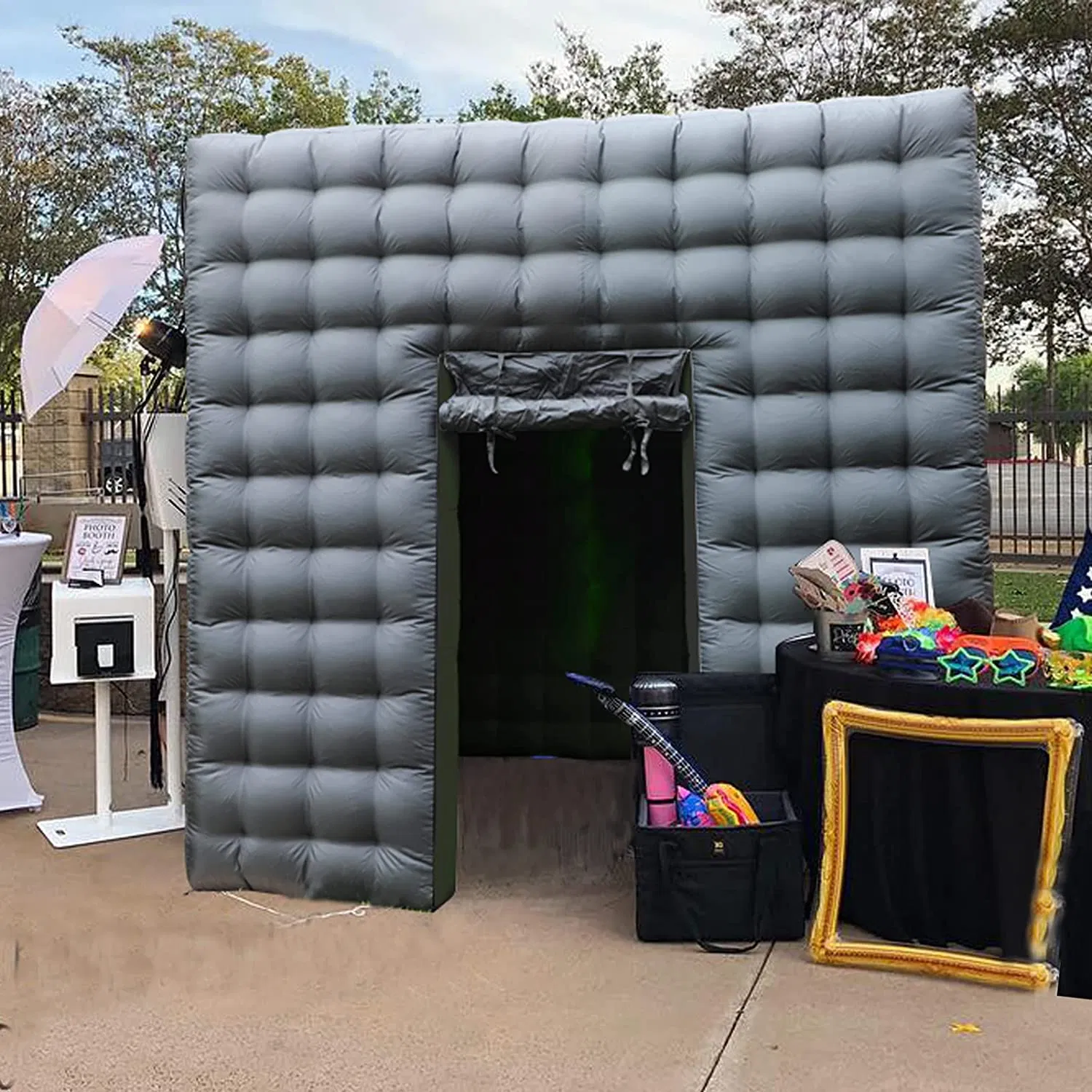 2023 New Mini Inflatable Cube Photo Booth for Party with Colorful Light