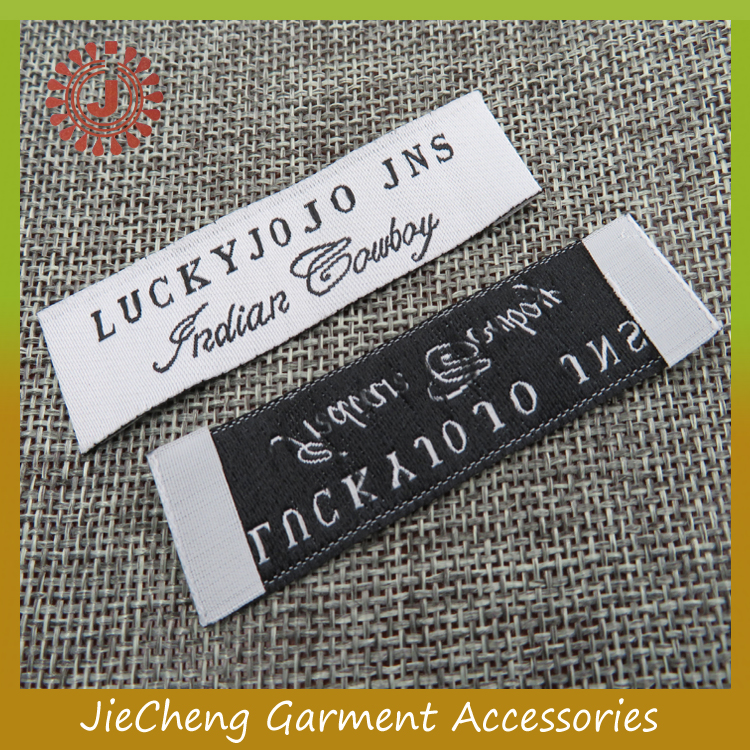 Этикетки тканые для джинсов высокой плотности