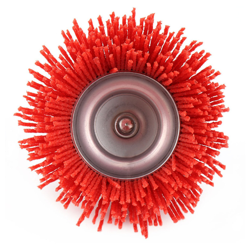 Абразивная щетка для удаления ржавчины и подготовки поверхностей