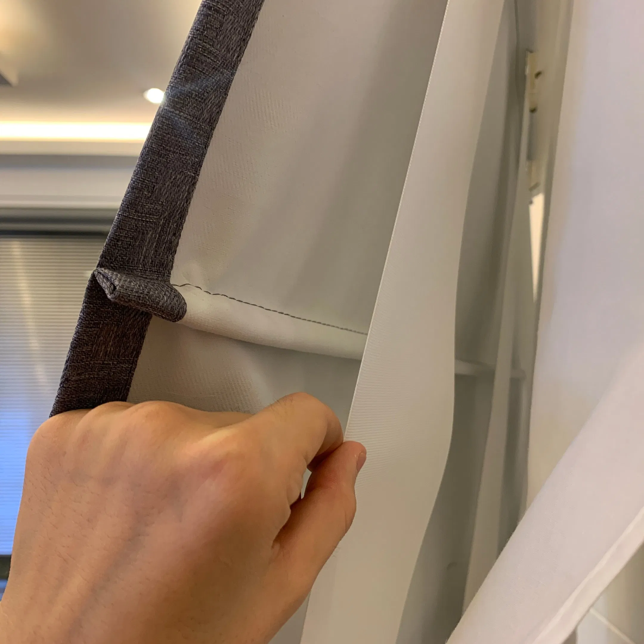 Roman Blinds Motorized Blackout Custom Magnetic Remote Control Window