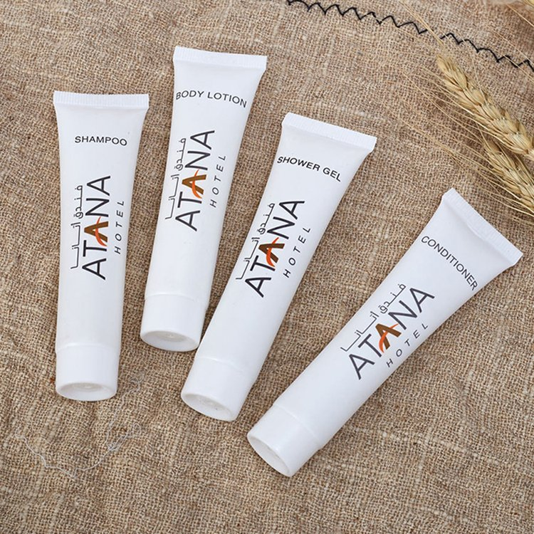 Custom Logo Luxury Hotel Bathroom Amenity Kit 30ml Small Disposable Hotel Size Shampoo and Conditioner Set