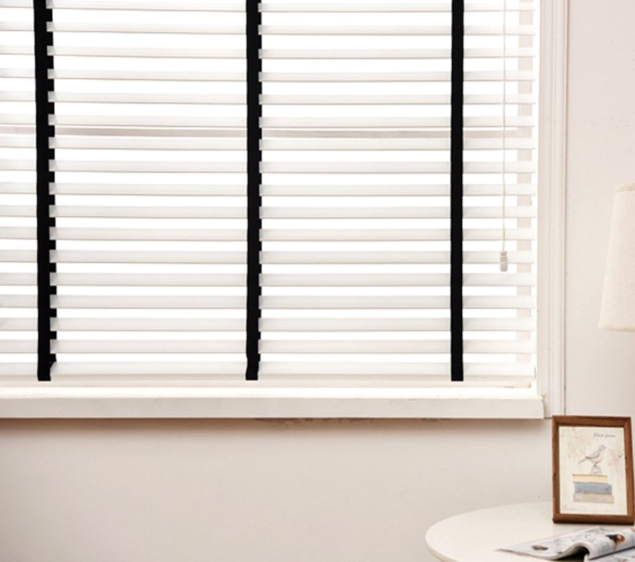 New Designed PVC Faux Wood Window Shutter Cheap Price Venetian Shutters