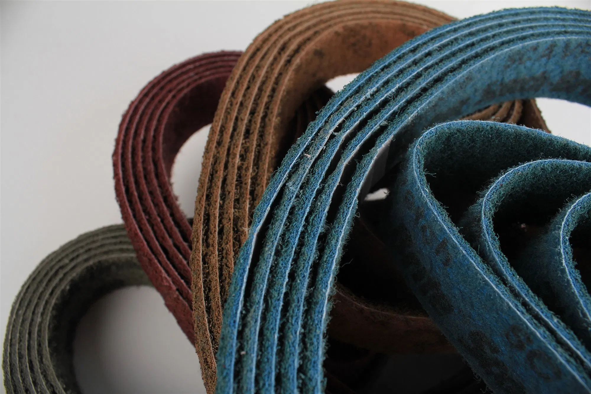 Абразивные шлифовальные ленты Non Woven, 30 лет опыта