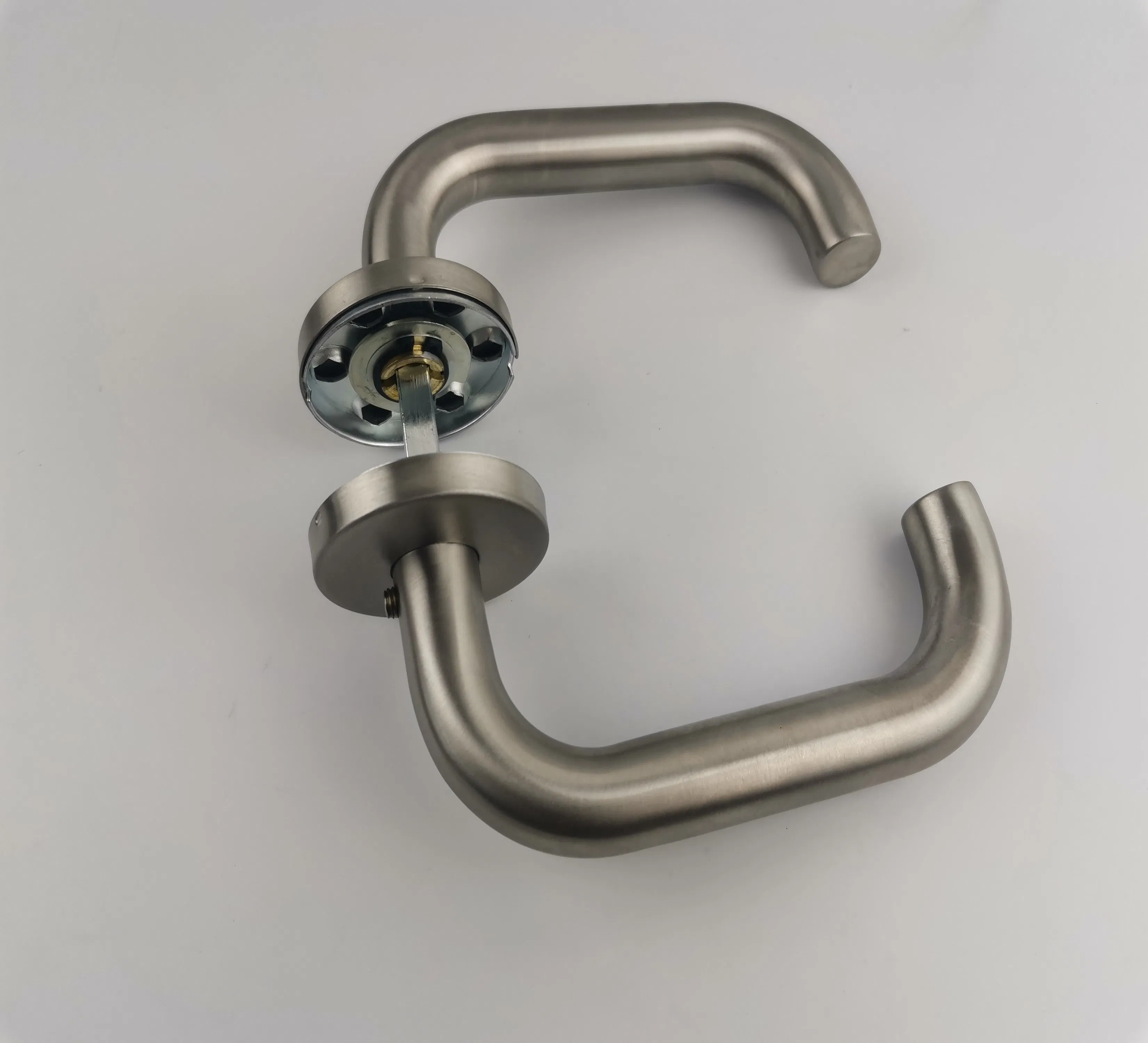 Euro Standard Fire-Rated Stainless Steel Lever Handle Office Building Door Lever Handle