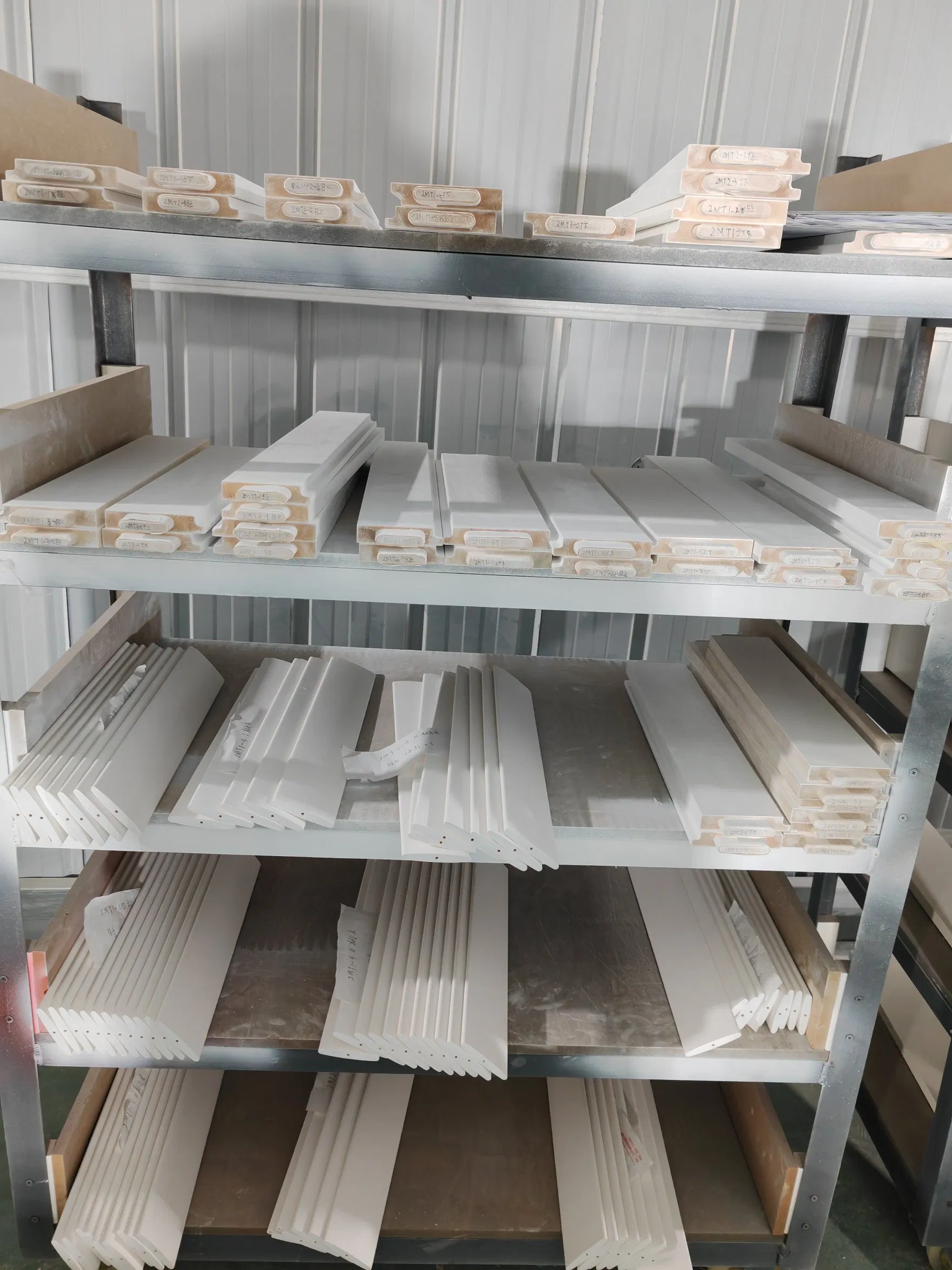 Ymtc Paulownia/Basswood Solid Wood Shutter Shades Window Blinds