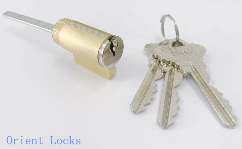 Small Door Lock Cylinder with Tail Bar