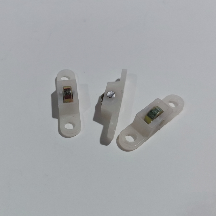 Nisen Sr07 CE UPVC Window Door Roller for Mesh Screen Window Hardware Accessories Screen Window Roller with Wheel Nylon Pulley