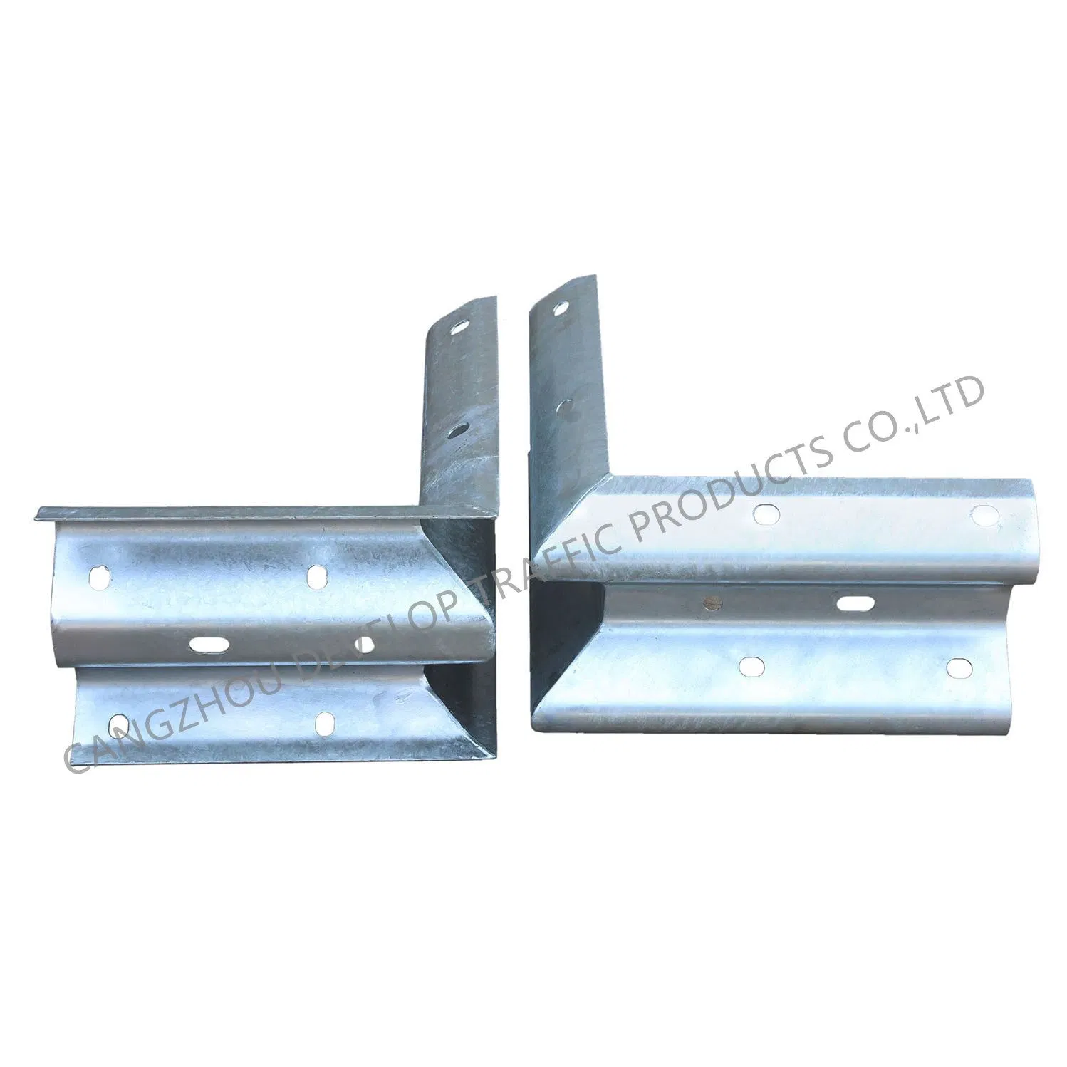 Crash Barrier Armco Barrier 90/Right Angle Degree Corner End Highway Guardrail Terminal End