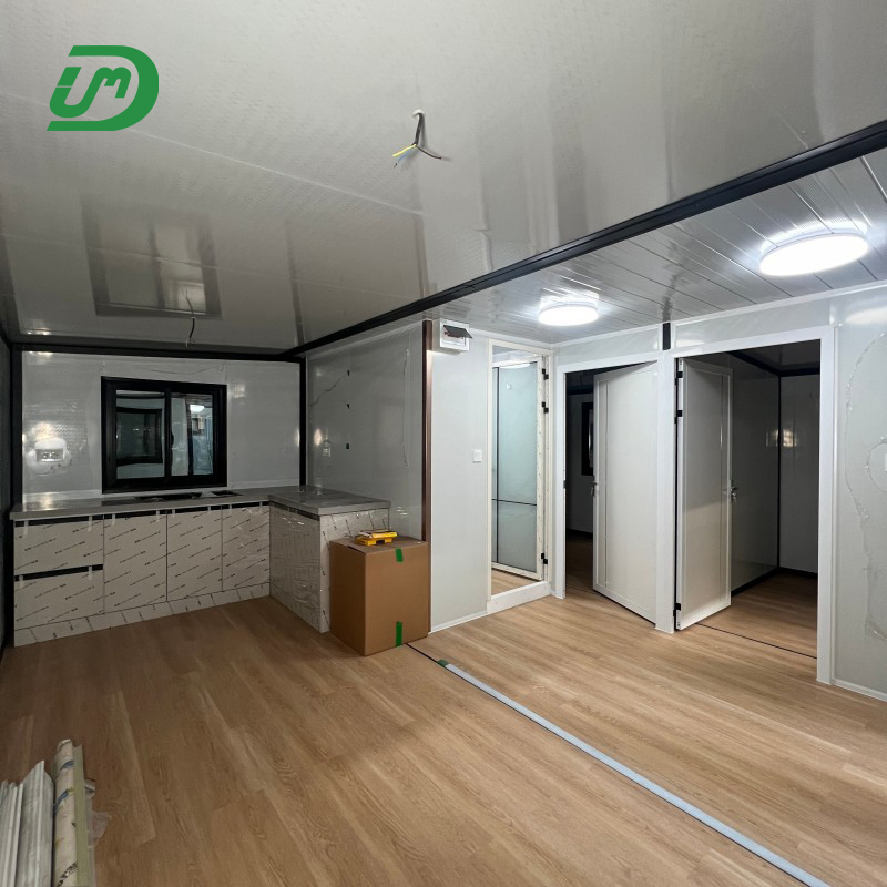 Newest 20 Feet Flat Top Single Studio Hotel Room Container House with Kitchen and Bathroom